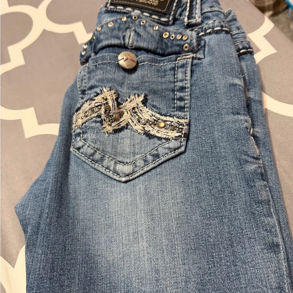 Embellished Blue Jeans - Picture 4 of 8
